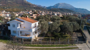 Villa Olive Garden